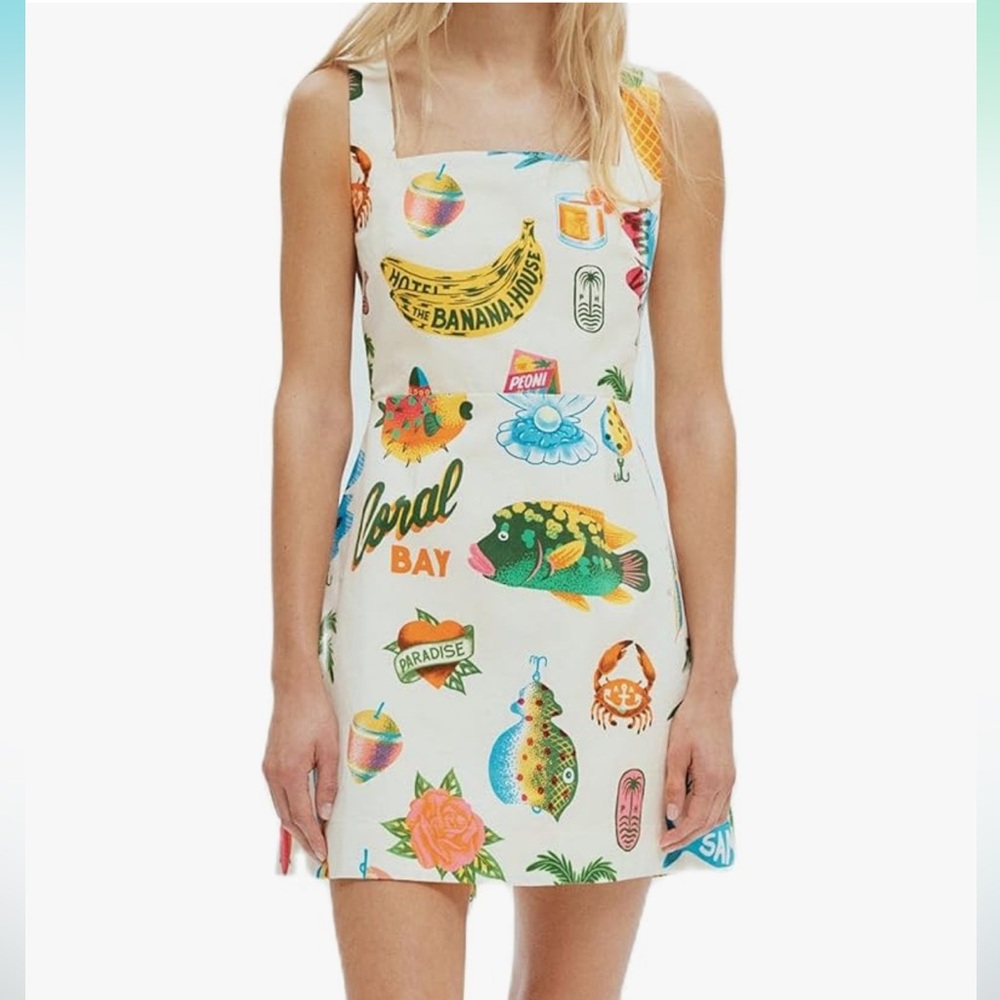 Mini dress